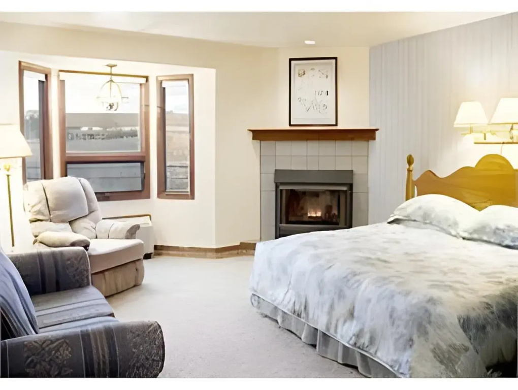 Hilltop Inn & Suites - Général