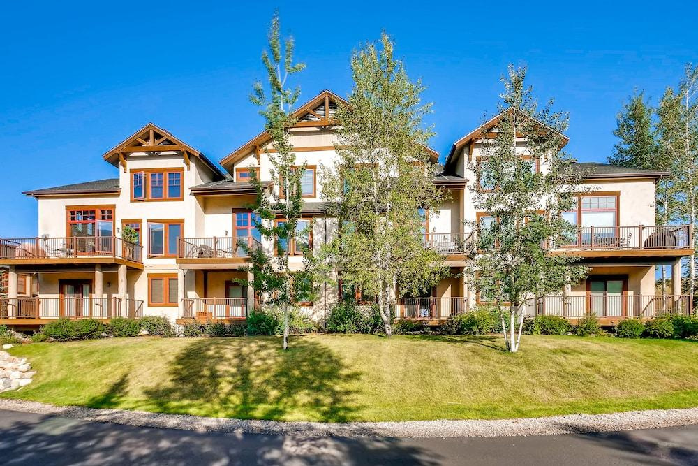 Mountain View At Eagleridge Town Homes