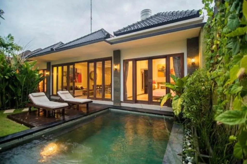 3 Bedrooms Villa