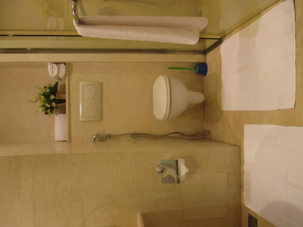 Monarch Apartments — фото 4