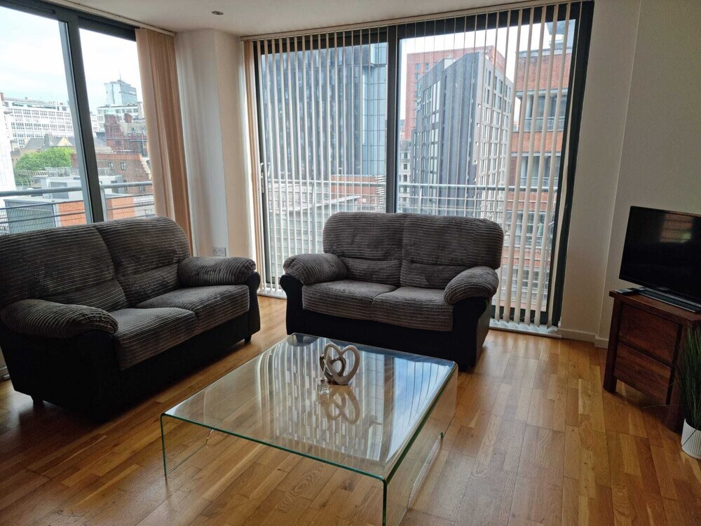 Отель Beautiful 2-bed Apartment in Manchester Centre, фото 6