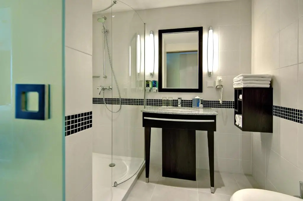 Hampton by Hilton Berlin City West - Chambres