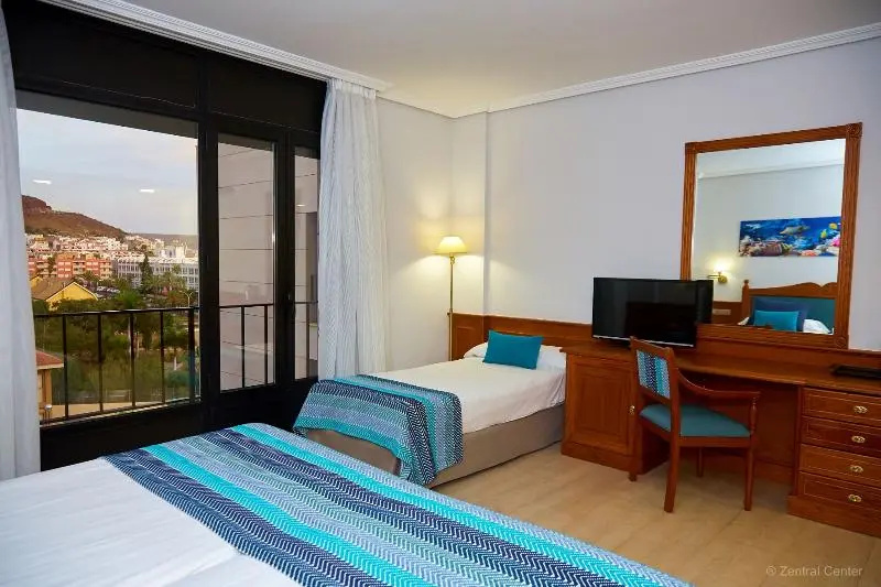 Hotel Zentral Center - Chambres