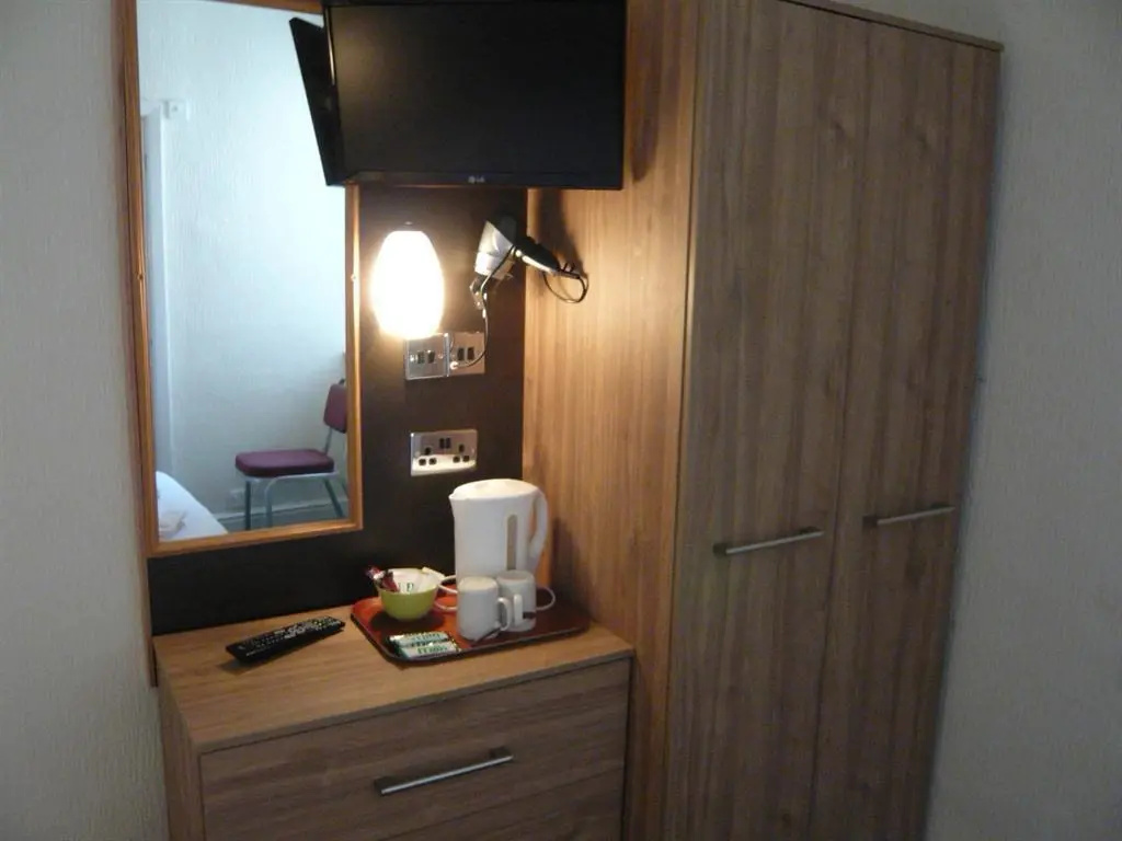 Standard Double room (full double bed)