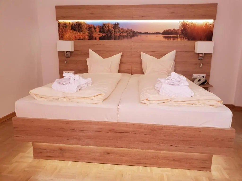 Gartenhotel Weisser Hof - Chambres