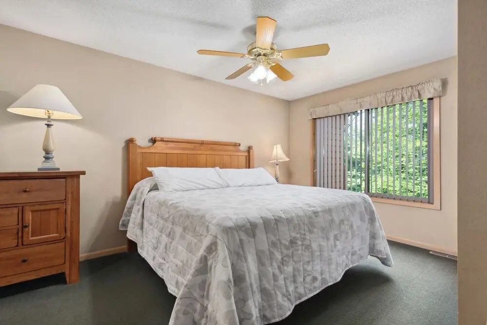 3 Bedrooms Standard Family room