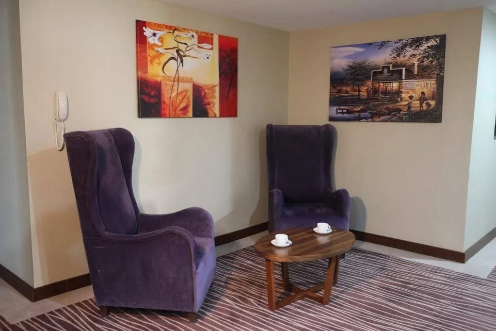 Hotel photo 12