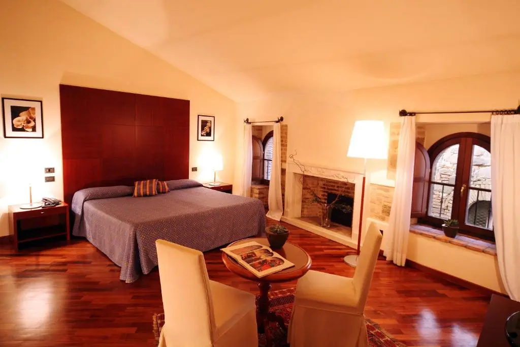Relais La Corte Di Bettona - Chambres