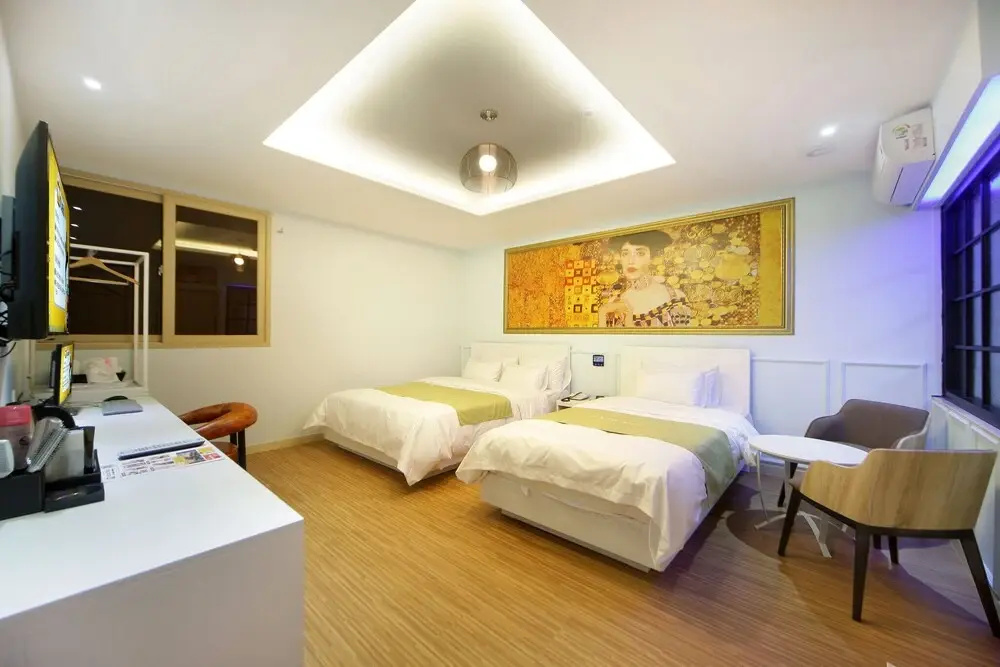 Iksan Jaja Hotel