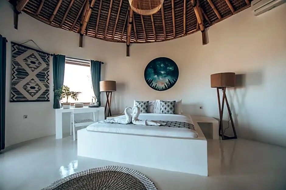 Suite with balcony