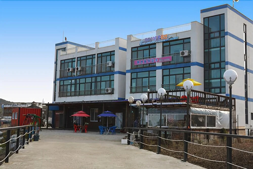 Yeongheung-do Lumiere Pension