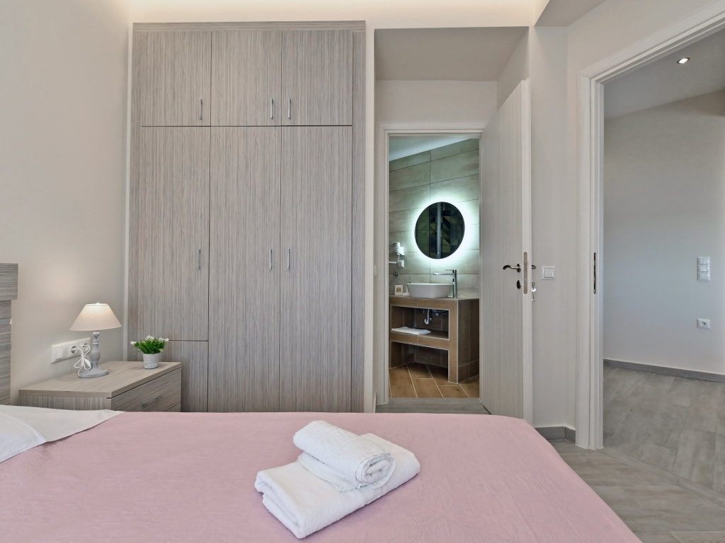 Sabbia Seafront Apartment 3 by TravelPro Servi... - фото 20