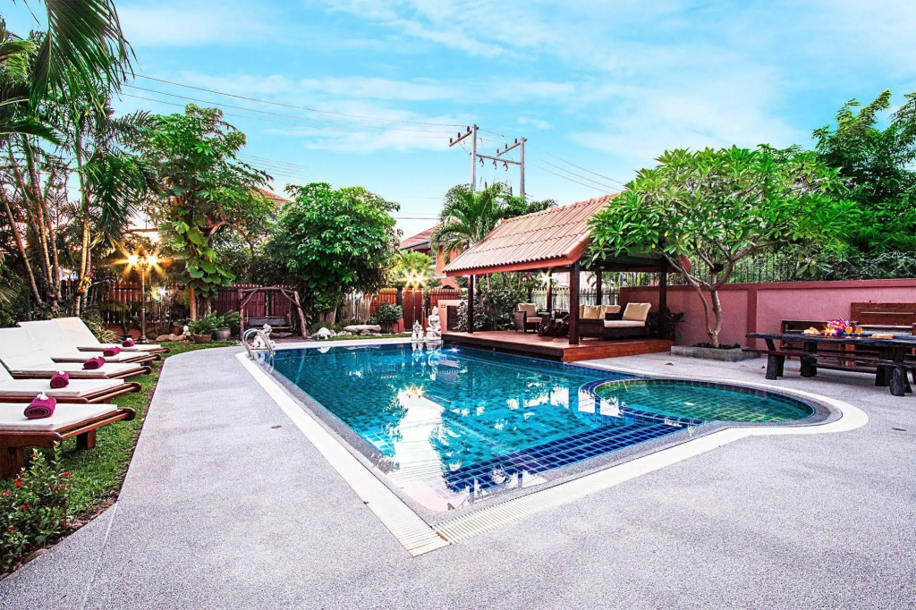 Hotel photo 12