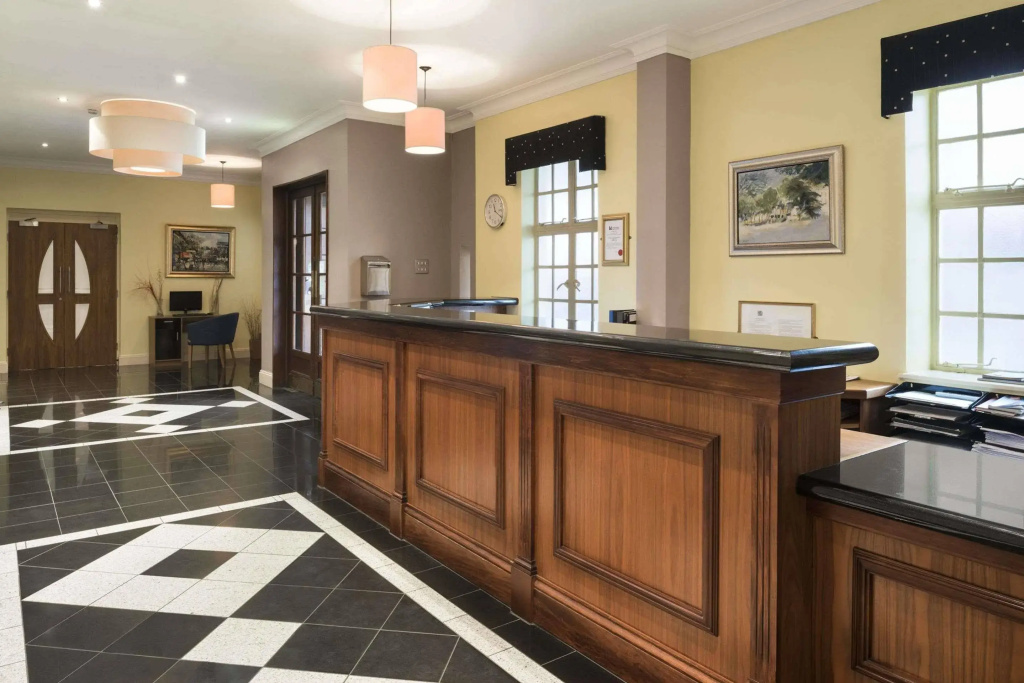 Ramada by Wyndham Loughborough Hotel - Général