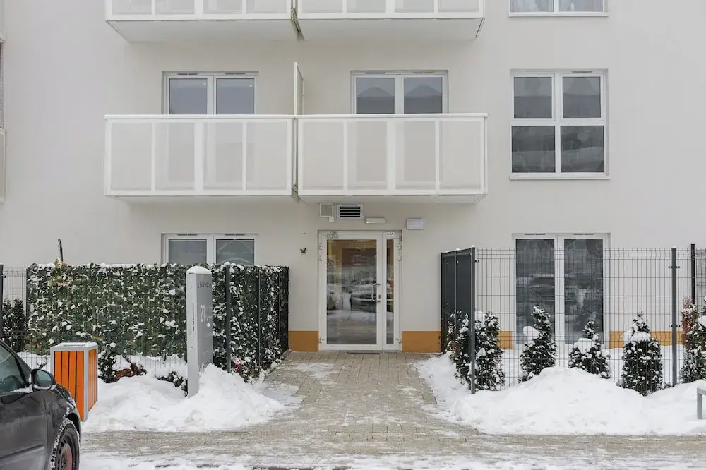 Lumina New 3-room apart with parking