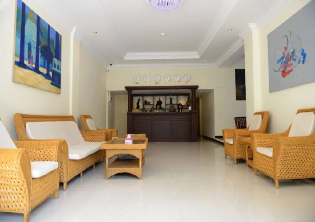 Hotel photo 12