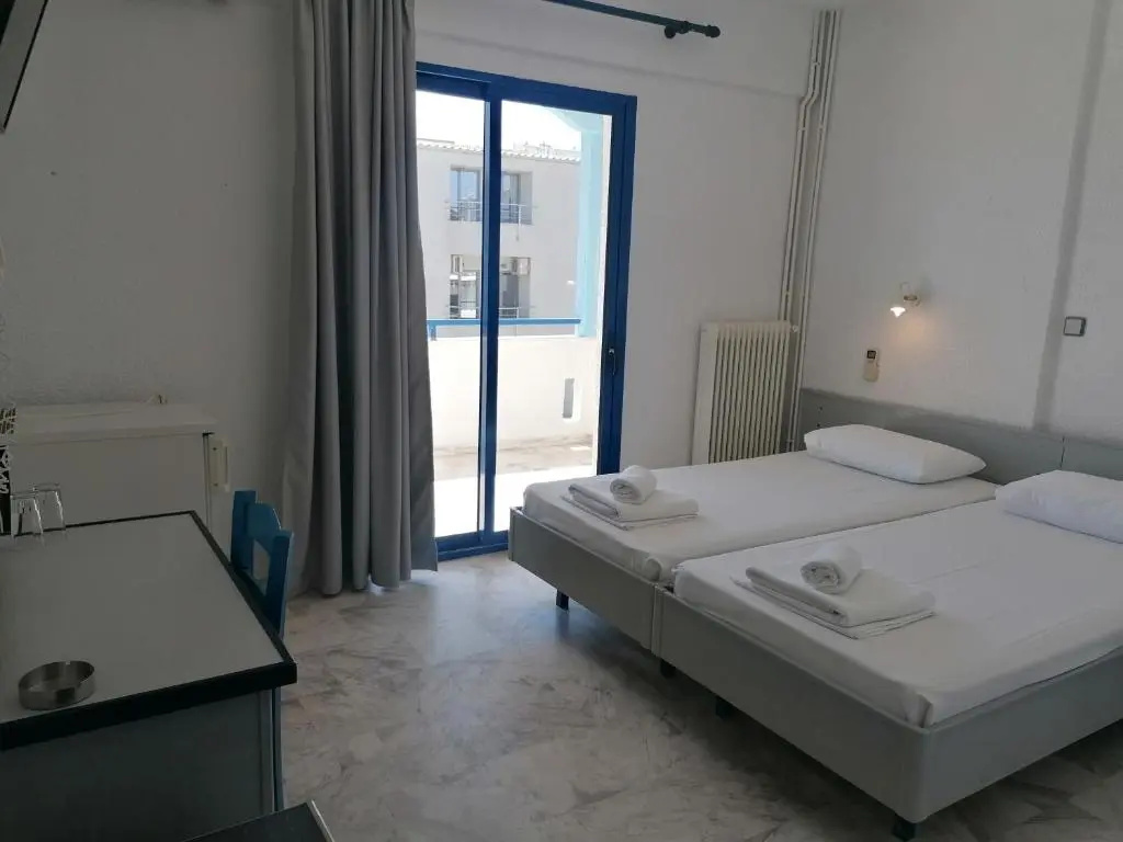 Standard Double room with sea view (twin beds)
