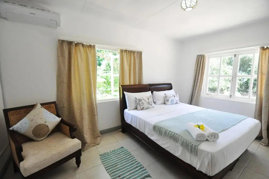 Petit Baie Chalets - Chambres