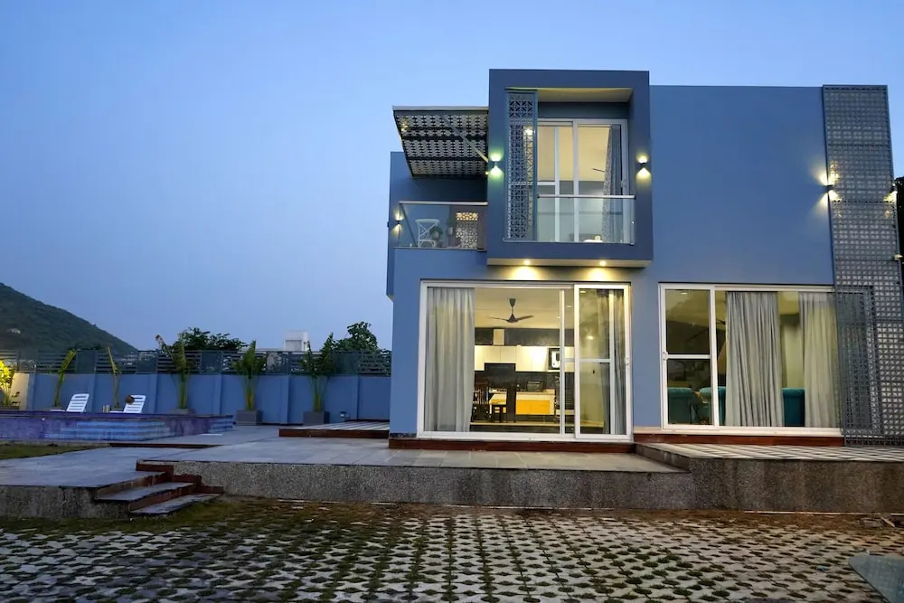 ELIVAAS Bluebell Villa 2 BHK Villa