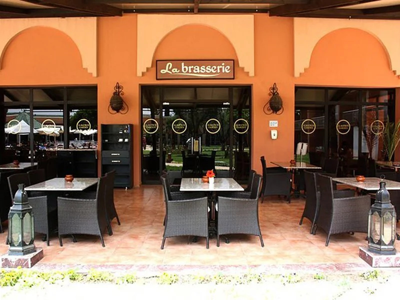 Food & Beverage