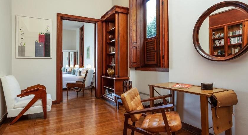 gallery_image_hidden_11