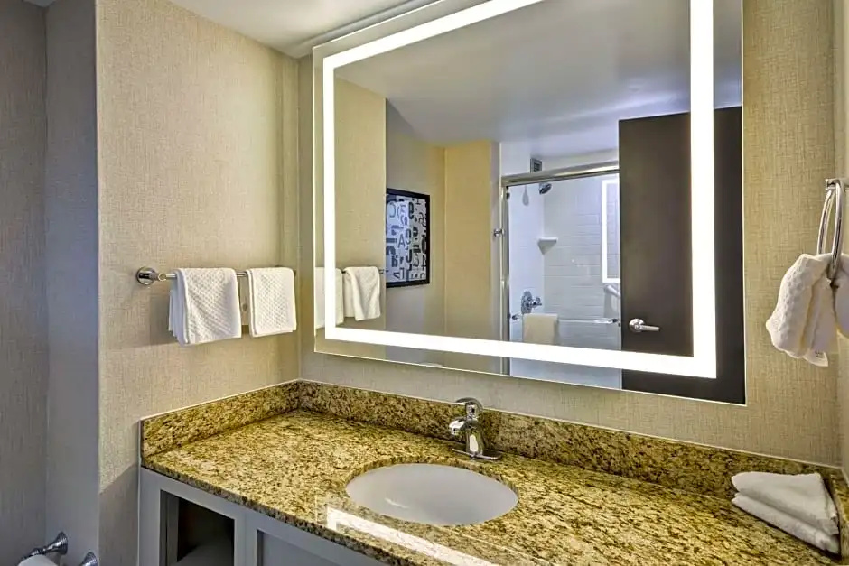 Embassy Suites by Hilton Charlotte - Chambres