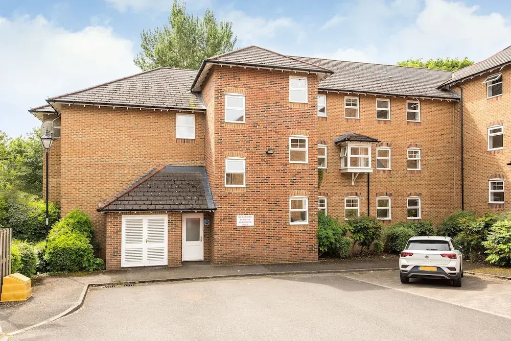 St Giles Close