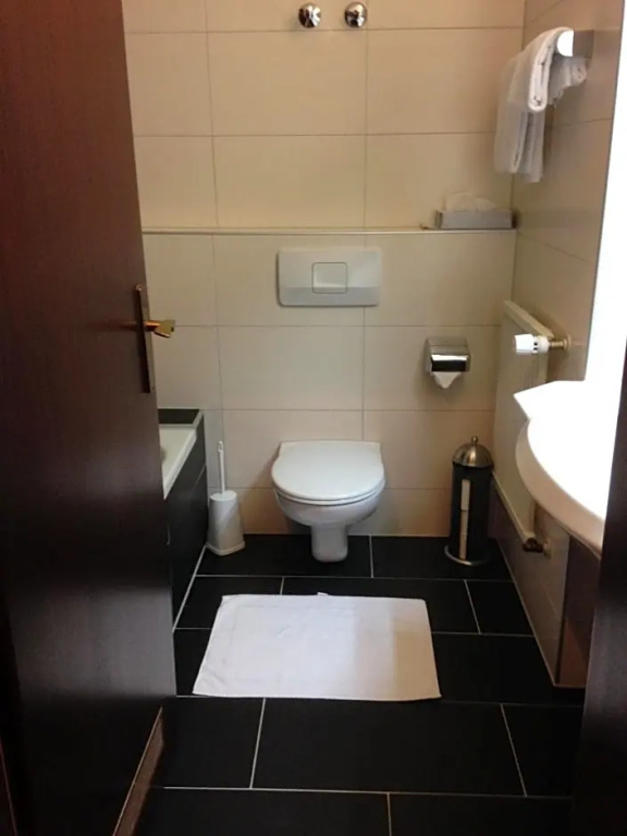 Eisberg Hotel City - Chambres