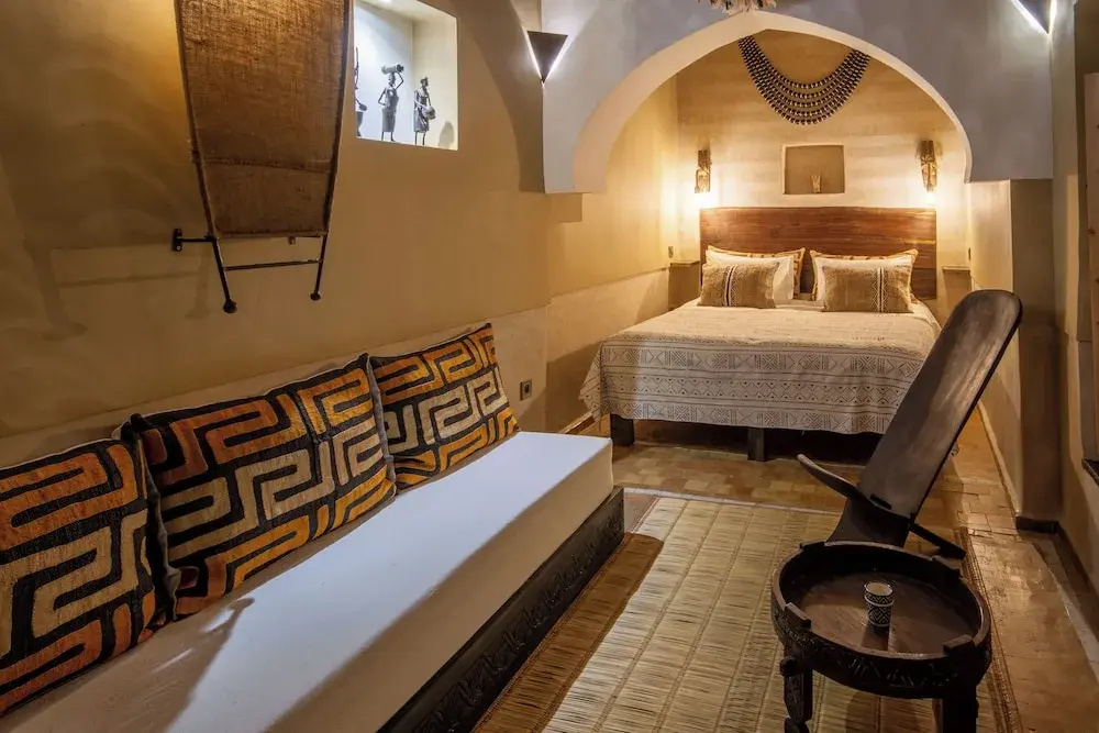 Deluxe Double room with balcony (full double bed)