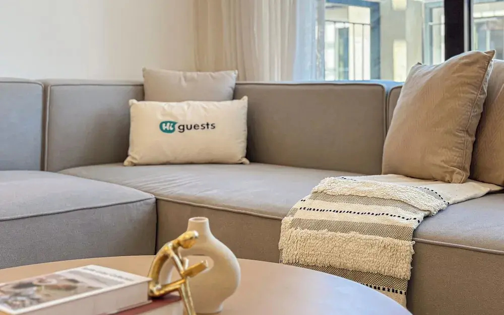 HiGuests - La Rive Classy 2BR & Balcony — фото