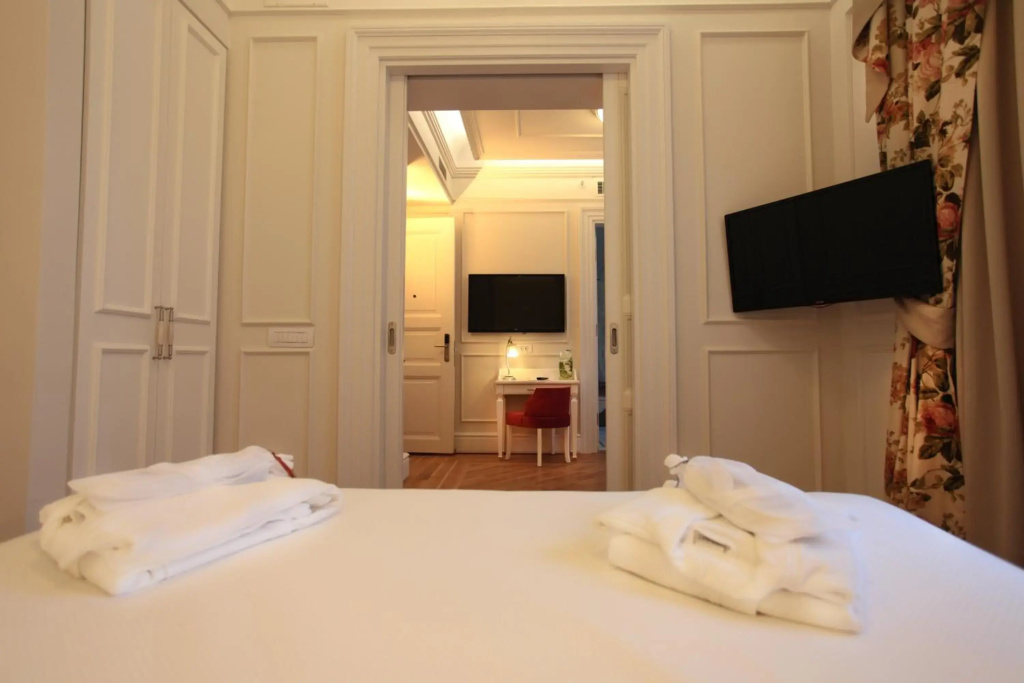 Corinne Art & Boutique Hotel — фото
