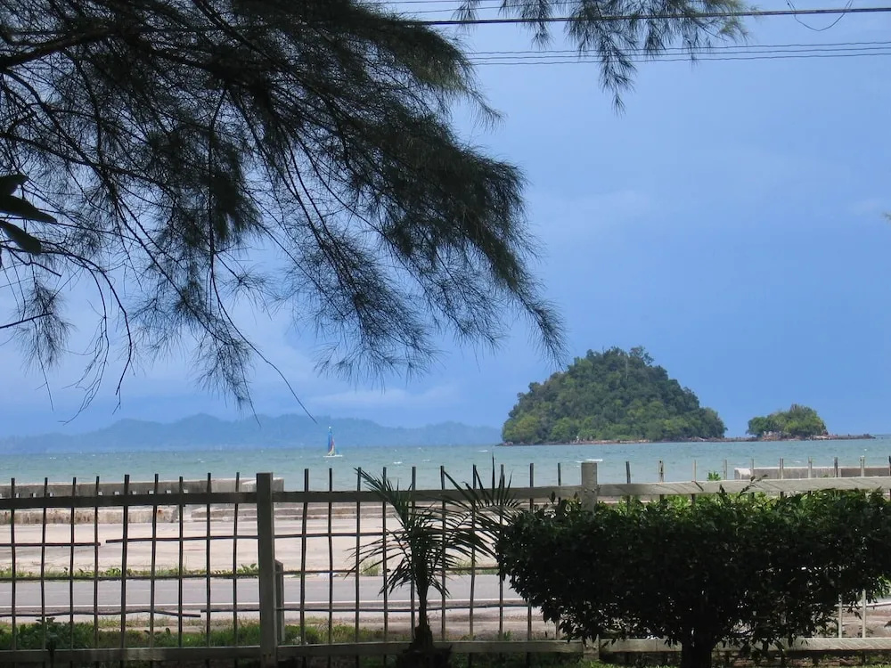 Deluxe room with balcony and with sea view