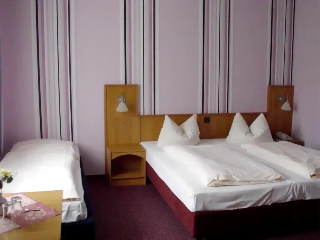 Hotel Sembziner Hof - Chambres