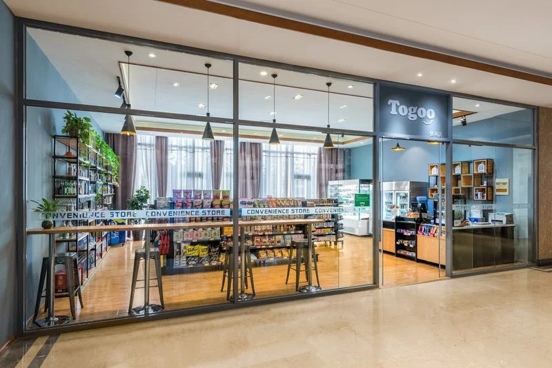 Lobby & Reception