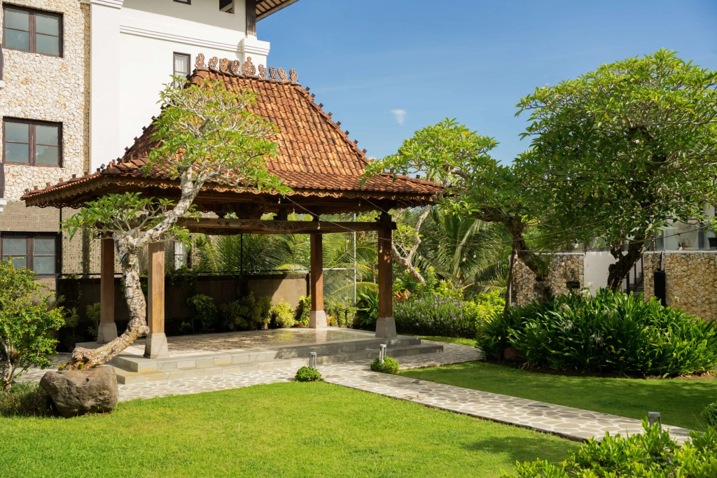 Royal Tulip Springhill Resort Jimbaran