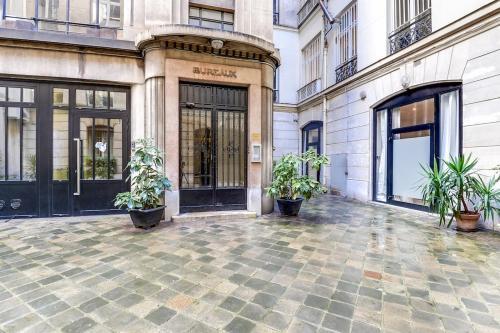 Sweet Inn Apartments Paris - Ponthieu image