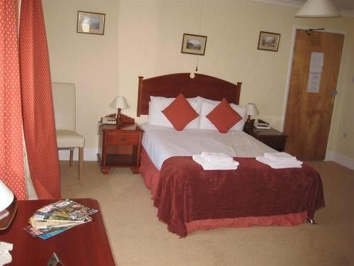 Rest & Be Thankful Inn by null