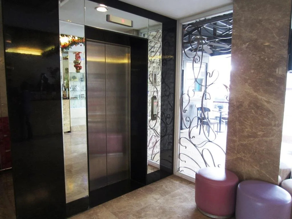 Goldberry Suites And Hotel