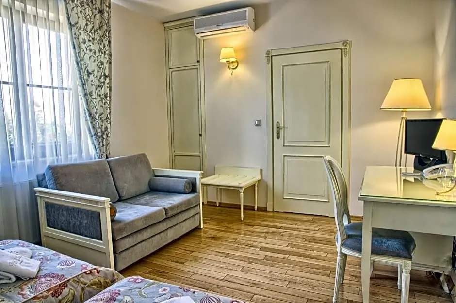 Villa Estera - Hotel & Restauracja - Chambres
