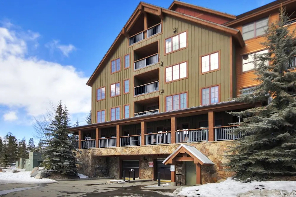 8824 The Springs 2 Bedroom Condo by RedAwning