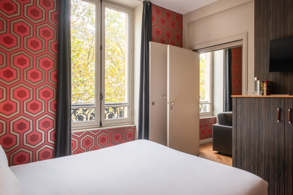 Отель Hôtel Helzear Champs Elysées в Париже