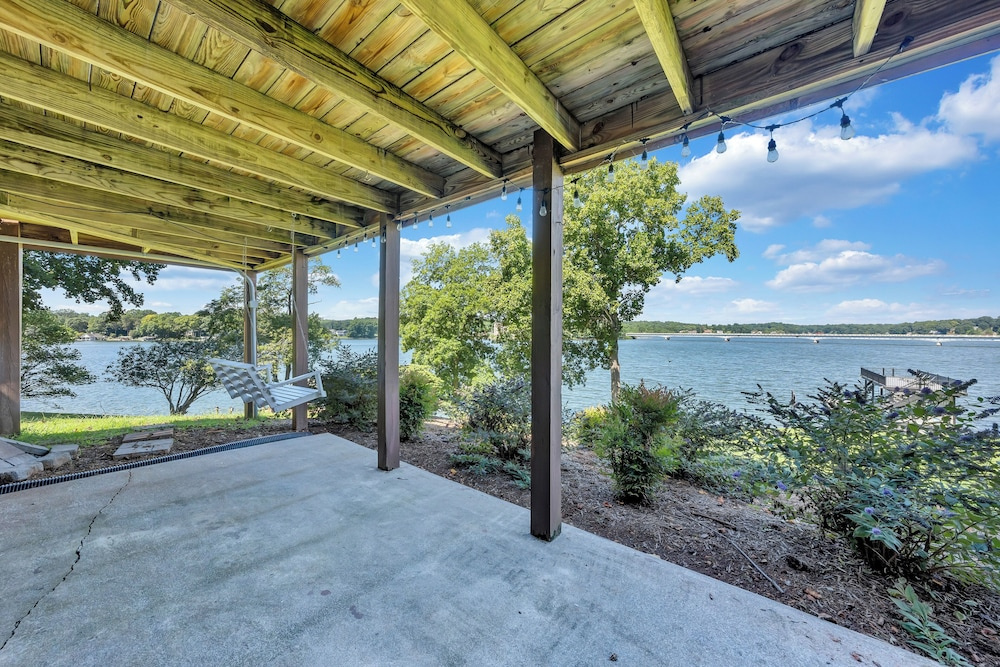 Pine Knob Point - Lakehouse w/ Private Dock