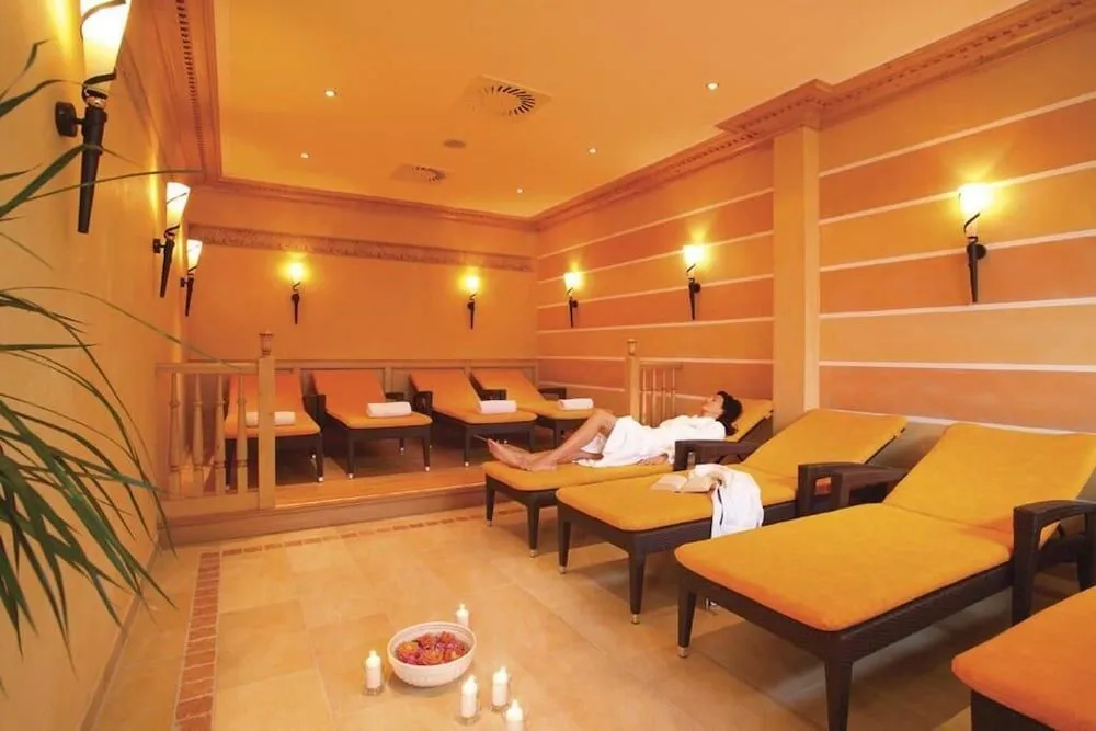 Hotel photo 30