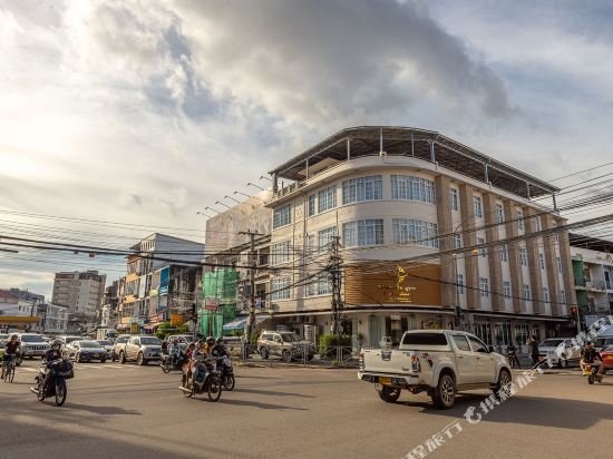 One Vientiane Hotel image