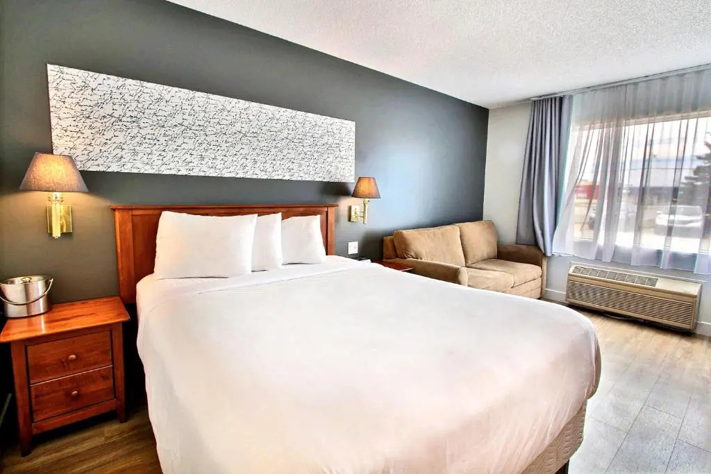 Classic Quadruple room