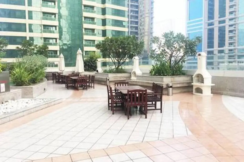 RH- Lake Terrace, Cluster D, JLT, 1BR near Metro - Général