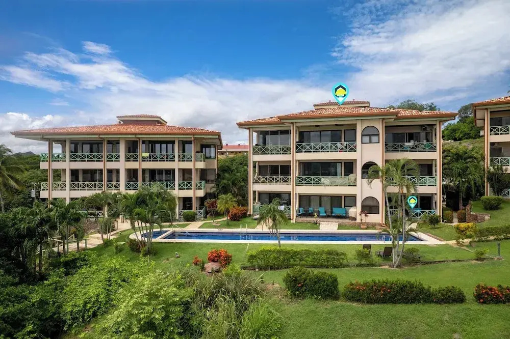 Ground-Floor Condo Near Beach & Marina by SPCR