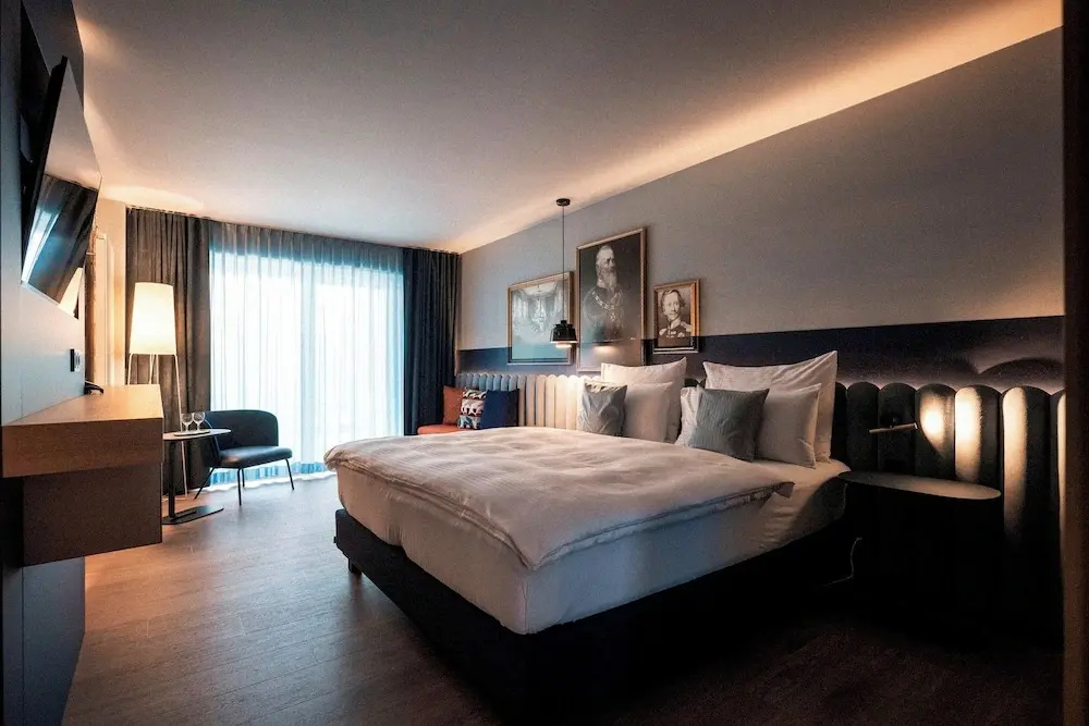 Superior Double room with balcony (full double bed)