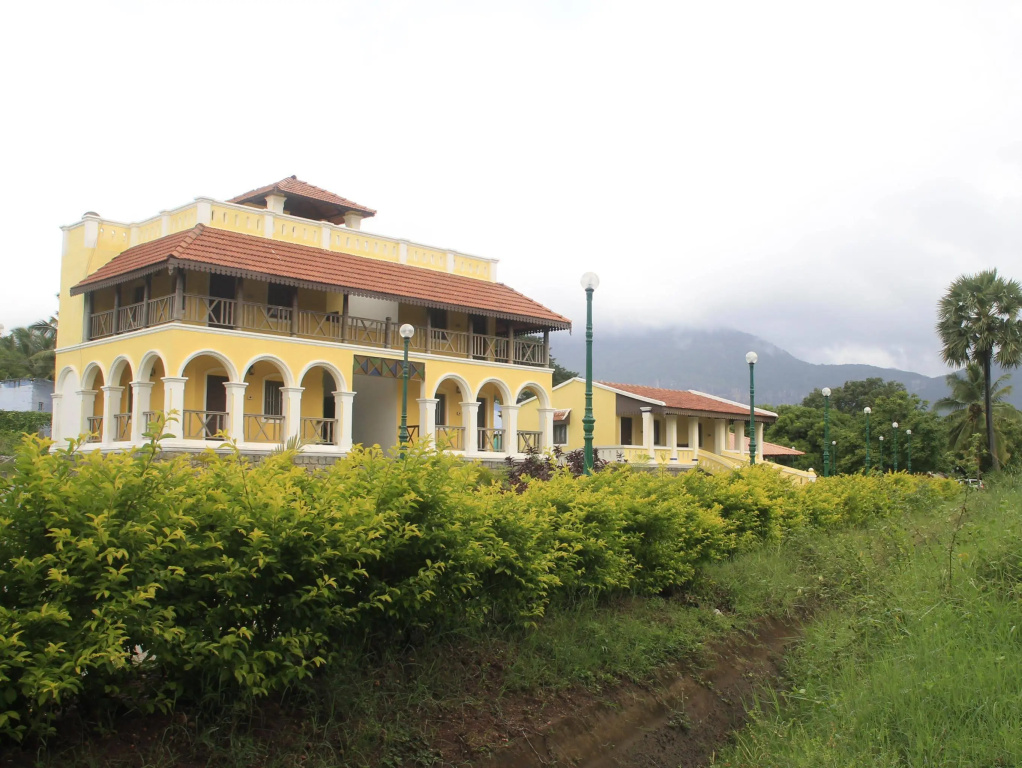 Tiger Hills Resort