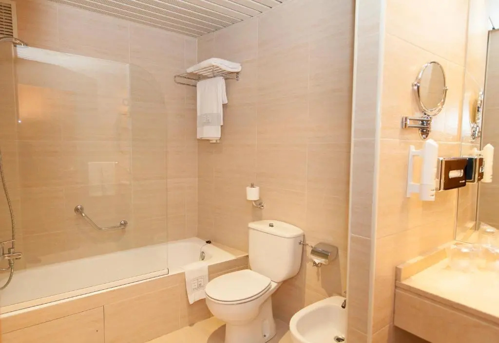 Hotel Los Bracos by Silken - Chambres